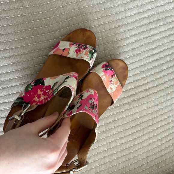 Floral platform heels - Picture 2 of 5